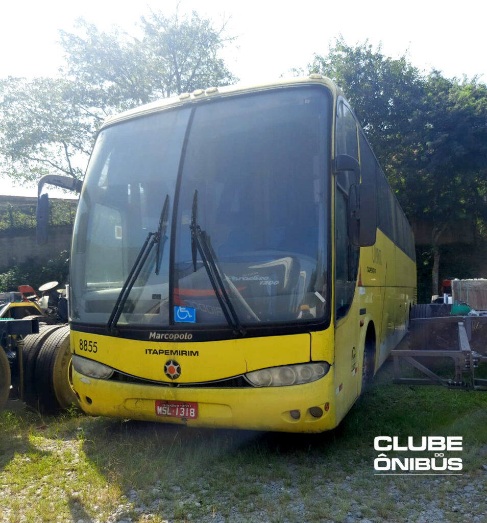 Ônibus Itapemirim Abandonado