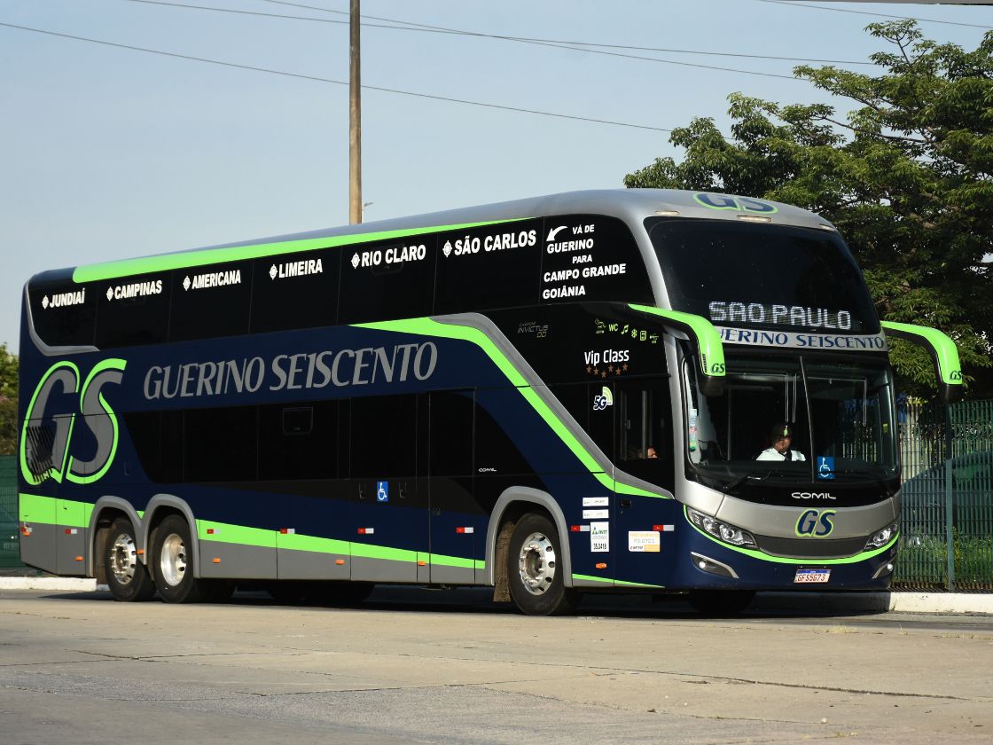 Ônibus da Gueirino Seiscento chegando na Rodoviária da Barra Funda