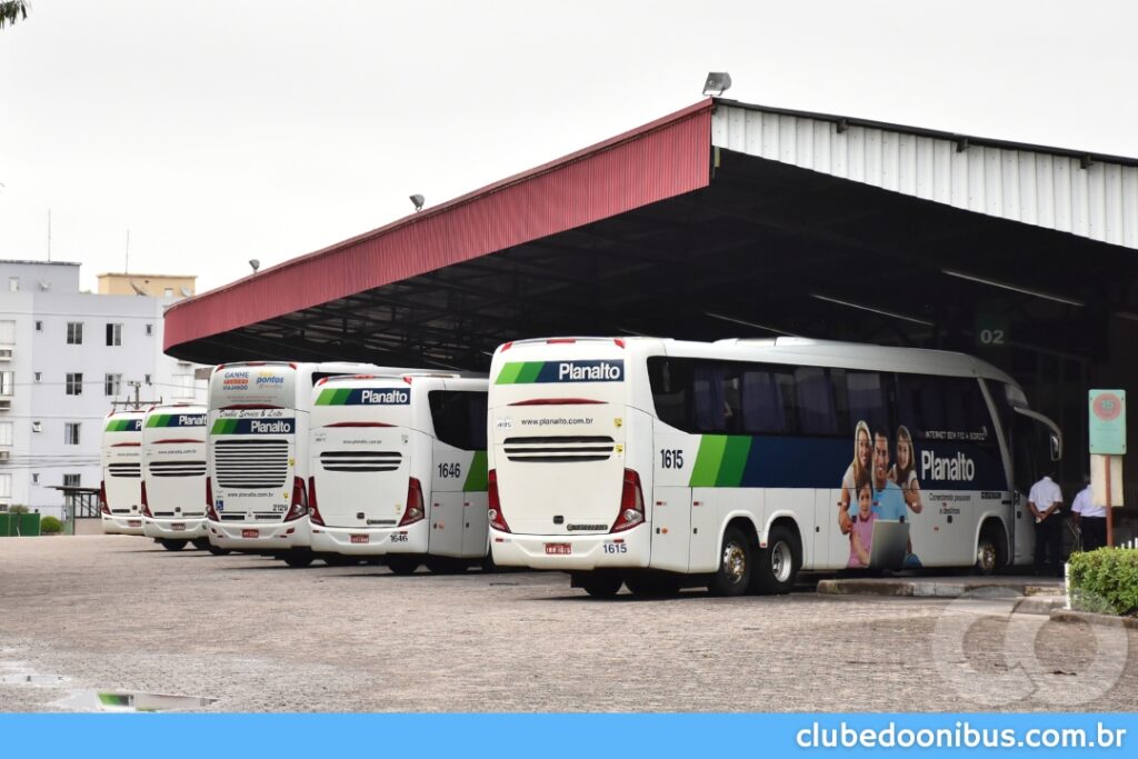 A RODOVIÁRIA DE SANTA MARIA TEM UMA EXCELENTE INFRA ESTRUTURA DE EMBARQUES E DESEMBARQUES DE PASSAGEIROS 