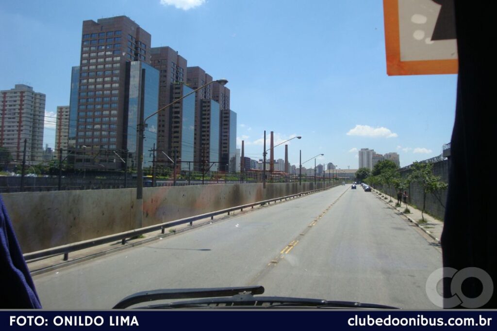 Ônibus próximo à rodoviária da Barra Funda