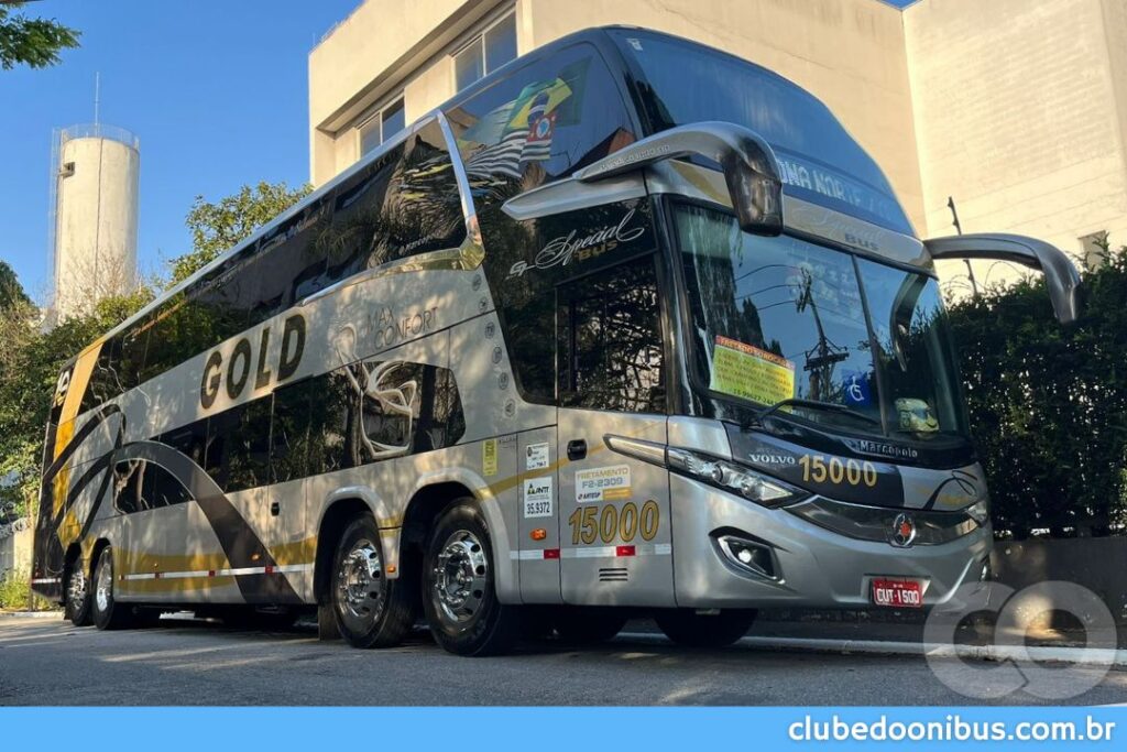 Ônibus à Venda DD Gold Turismo 