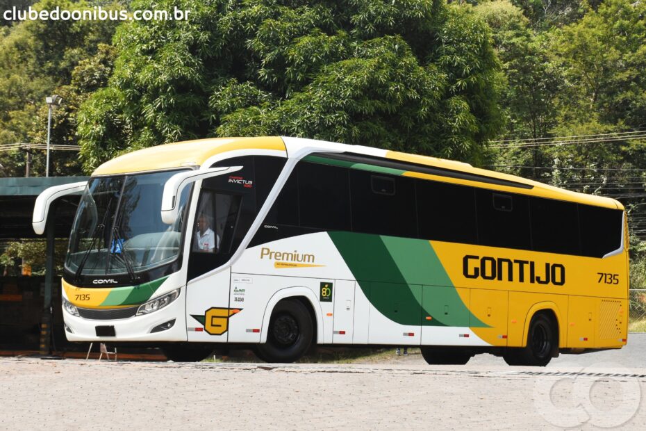 Ônibus Gontijo Comil Campione Invictus 1050 Gontijo Scania K320