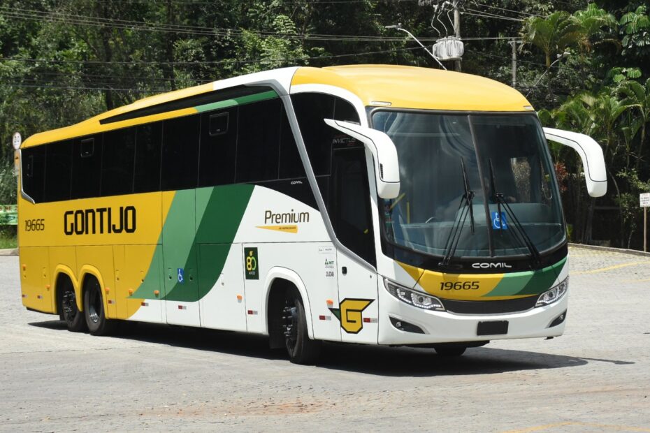 Ônibus Executivo Gontijo Comil Campione Invictus 1200 Scania K410