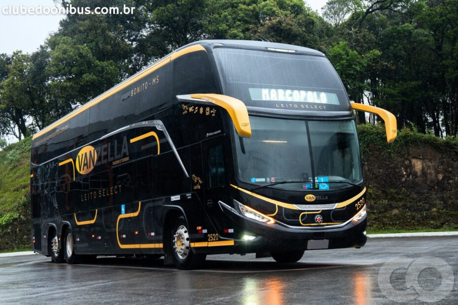 Ônibus Double Decker Marcopolo G8