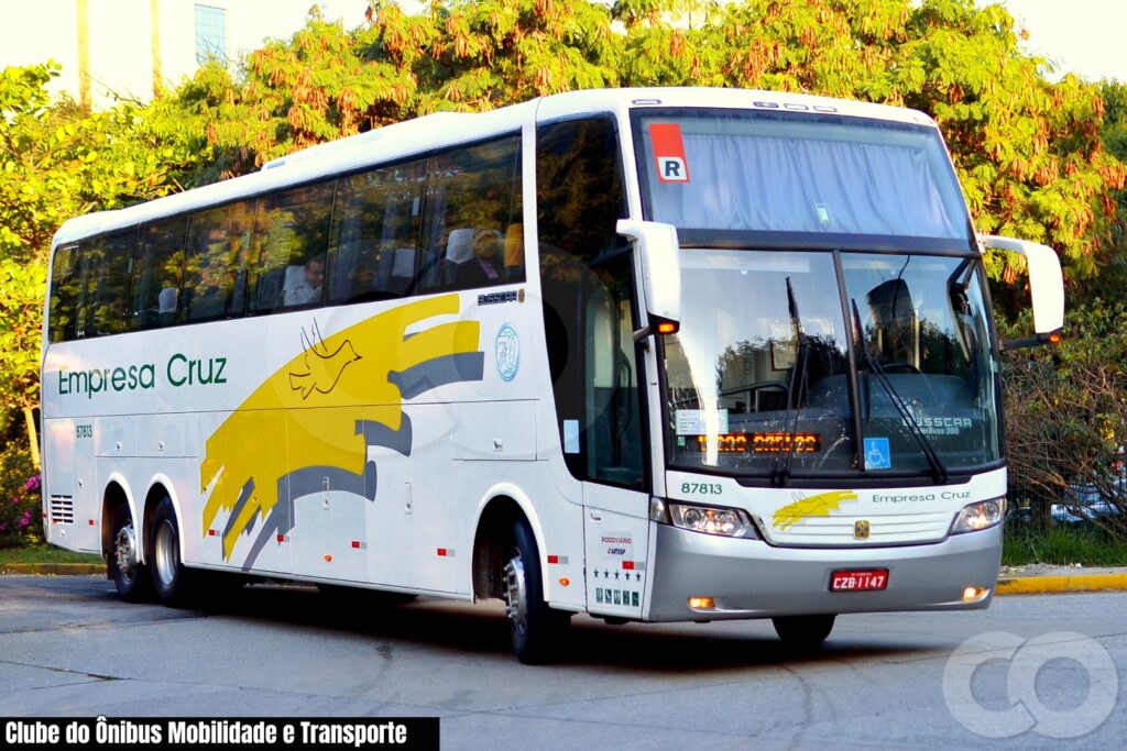 Ônibus Empresa Cruz Busscar Jum Buss 380 Foto