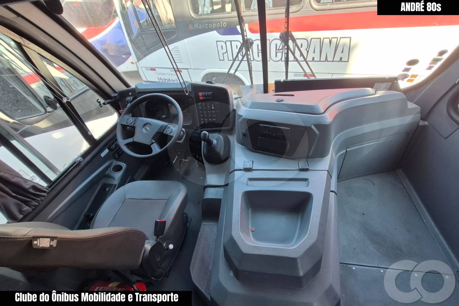 Piracicabana adquire Micro Ônibus CAIO F2400 (6)