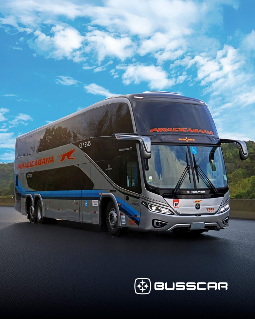 Busscar Panorâmico DD Viação Piracicabana (1)